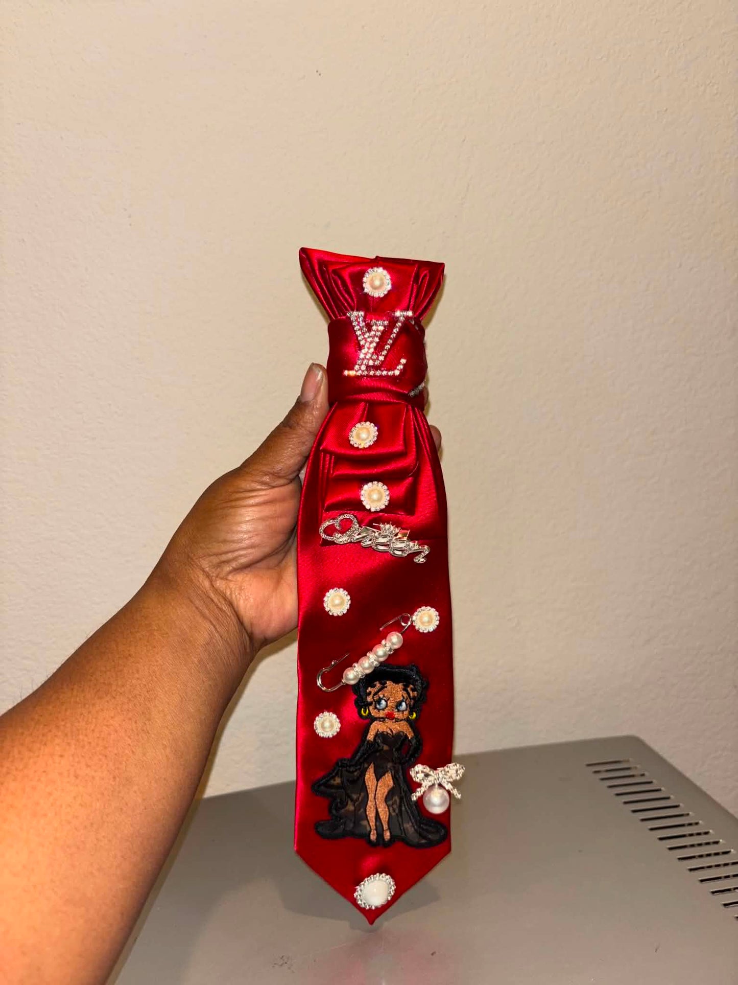 Custom Luxe Tie Experience